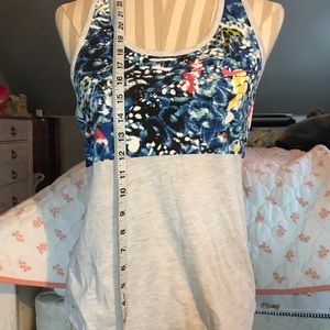 Nike workout tank top
